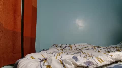 _prettyred online show from October 9, 10:59 pm