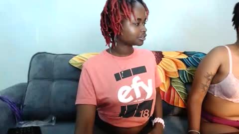 _prettyred online show from November 12, 3:42 am