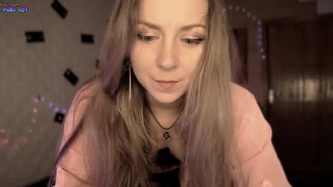 Snapshot of _pure_joy chatting on February 25, 8:11 pm Joy online show from February 25, 8:11 pm
