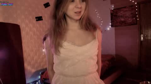 Snapshot of _pure_joy chatting on January 10, 11:08 pm Joy online show from January 10, 11:08 pm