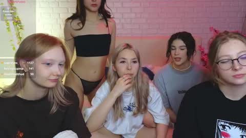 Merlizz Eva Jane Mila Nicole  left to right  online show from February 11, 11:31 am