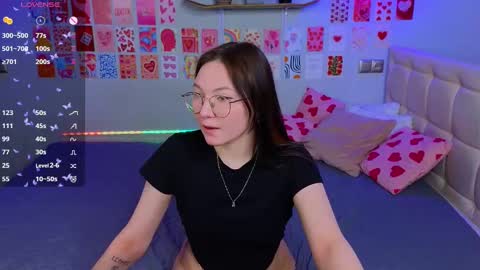 Snapshot of _reverse_gang_ chatting on February 27, 11:17 am LISSAPVT IS OPEN online show from February 27, 11:17 am