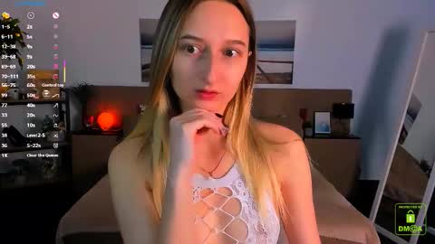 I am Rina online show from September 26, 5:26 am