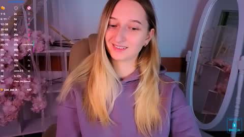 I am Rina online show from October 12, 5:33 am