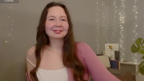 Snapshot of _rosie_cheeks_ chatting on February 28, 6:41 pm See you online show from February 28, 6:41 pm