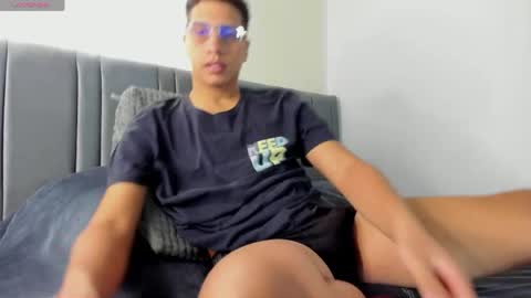 sair online show from April 23, 6:09 pm