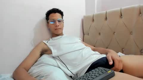 sair online show from February 14, 5:10 am