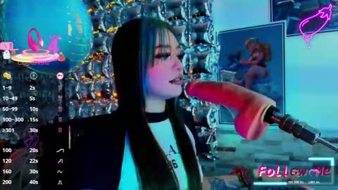 Zacura online show from October 30, 2:34 am