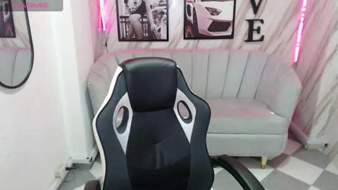 Samantha online show from February 28, 1:14 pm