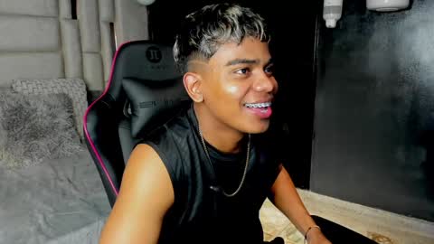 _sammy_ice online show from January 25, 3:19 am