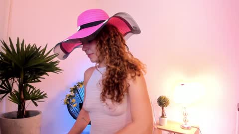 Snapshot of _samsexy_ chatting on January 8, 2:25 am Sam --- next stream 1 dic food and vino show . online show from January 8, 2:25 am