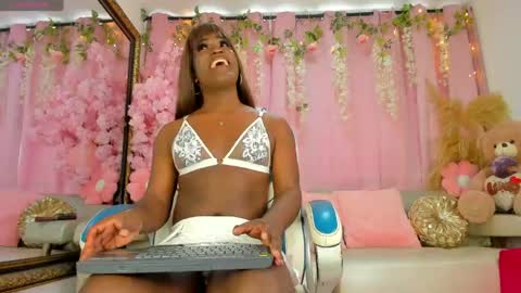 Sammy online show from April 15, 7:58 pm