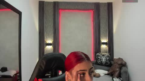Selene online show from February 10, 2:48 pm