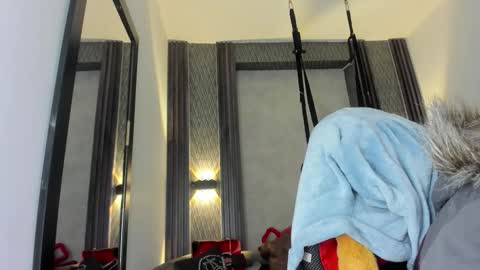 Selene online show from January 11, 4:35 pm