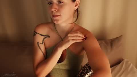 Lia online show from September 27, 7:00 pm