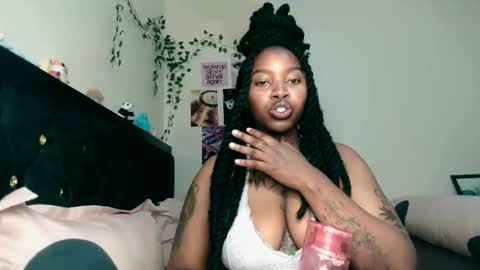 Abbie online show from April 19, 2:29 pm