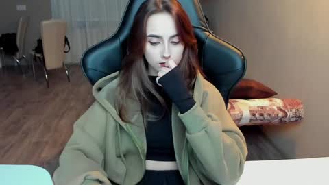 _silverdream online show from February 4, 5:23 pm