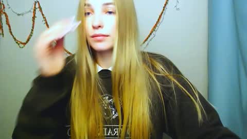 Rachel online show from December 14, 2:34 pm