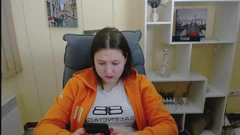 Sofi online show from February 24, 5:33 am