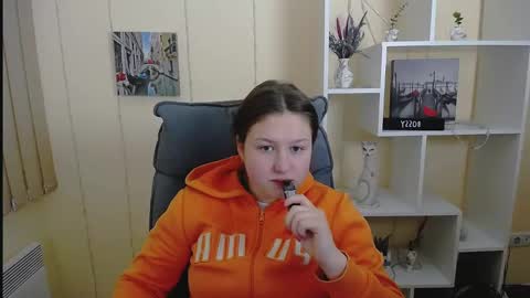 Sofi online show from February 23, 8:22 pm