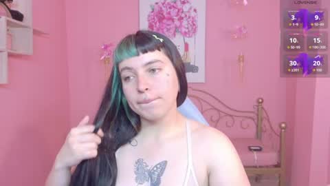Sofia  online show from June 17, 1:27 pm