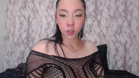 Sofia Parker online show from February 6, 7:13 am