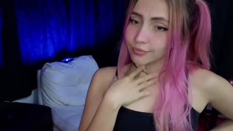 Snapshot of _sofiapink chatting on January 13, 2:39 am Sofia online show from January 13, 2:39 am