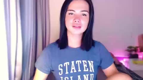 _sophie_69 online show from October 8, 9:04 am