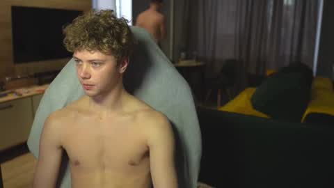 OLIVERpvt is open online show from October 26, 12:17 pm