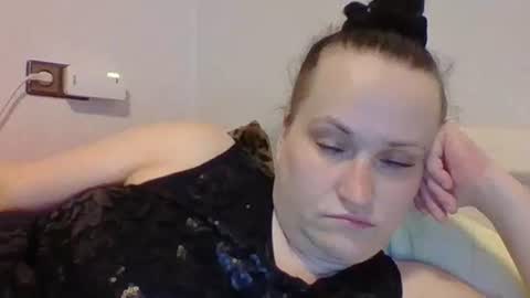 Melisa online show from March 11, 10:20 pm