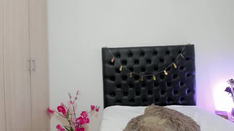 Sussi online show from February 20, 4:47 pm