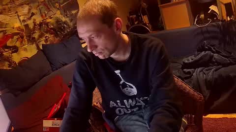 Sven online show from December 3, 11:38 pm