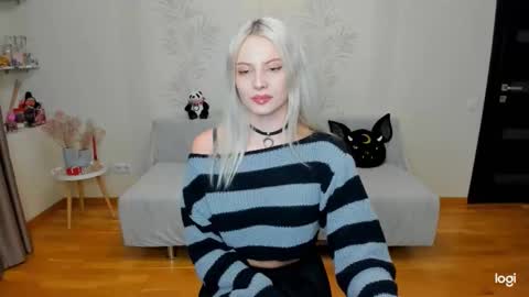 Snapshot of _sweet_addiction_ chatting on February 17, 4:06 pm Marie online show from February 17, 4:06 pm