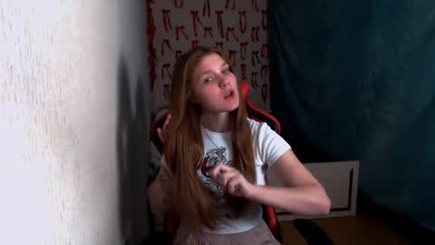 Mari online show from December 14, 8:37 pm