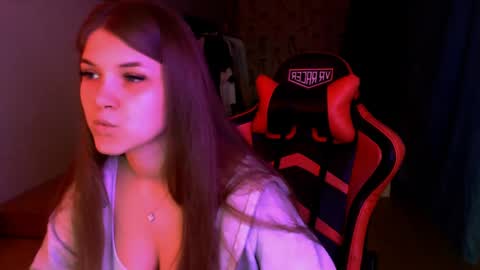 Mari online show from April 16, 2:50 pm