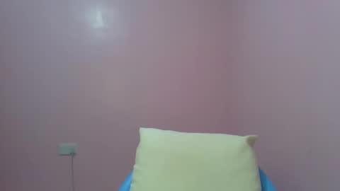Snapshot of _sweet_gabriella chatting on February 6, 2:11 am Gabriella online show from February 6, 2:11 am