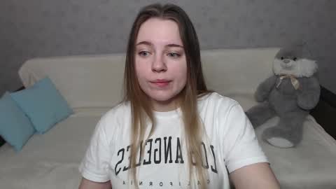 Snapshot of _sweet_lana_ chatting on March 7, 9:18 am Lana online show from March 7, 9:18 am