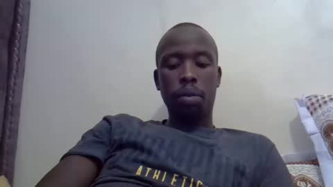 kingtchalla online show from February 25, 10:37 am