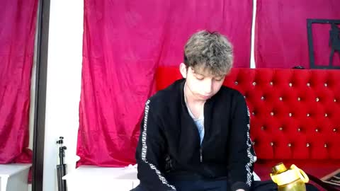 Thomas online show from March 4, 7:08 am