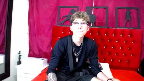 Thomas online show from February 16, 12:19 am