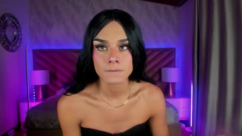 tiffany online show from March 15, 11:08 pm