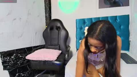 tinny online show from October 7, 12:23 pm