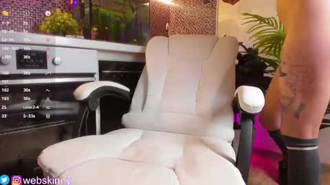 Julia online show from September 22, 7:01 am