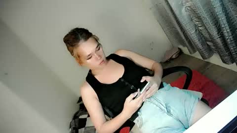 Iam Alex online show from October 21, 9:07 pm