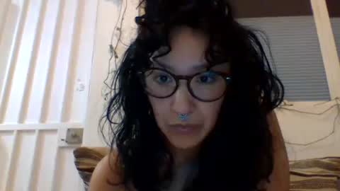 Snapshot of _tutti_frutti_ chatting on March 3, 2:15 am _tutti_frutti_ online show from March 3, 2:15 am