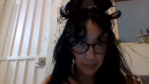 Snapshot of _tutti_frutti_ chatting on January 22, 5:05 am _tutti_frutti_ online show from January 22, 5:05 am