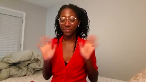  twiddleree  online show from November 11, 4:47 am