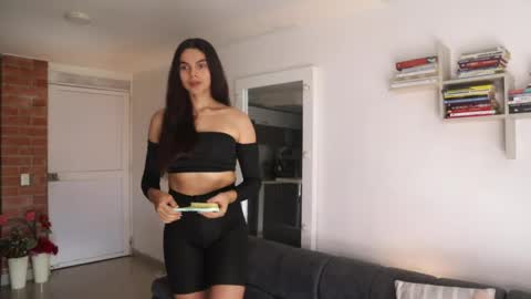 Anastasia Vahos online show from June 2, 5:26 pm