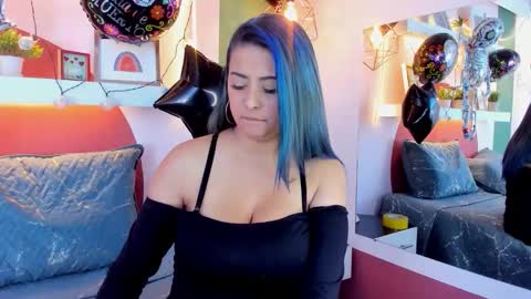 _valeryboobs_ online show from October 24, 4:08 pm