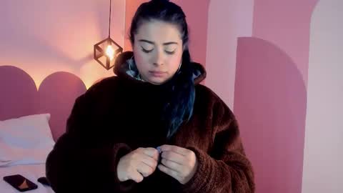 _valeryboobs_ online show from December 3, 3:13 pm